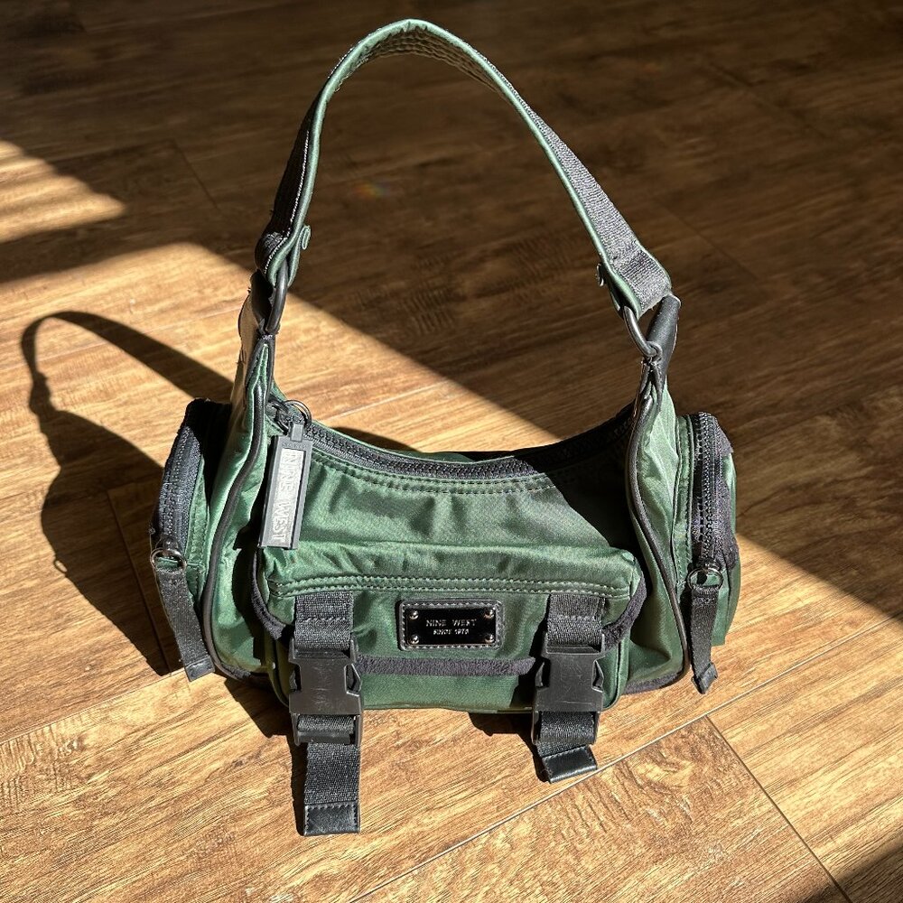 Nine West small emerald green fabric purse